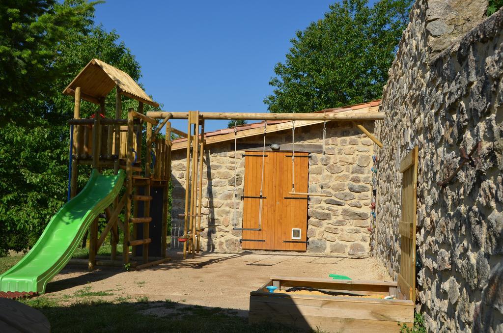Grange De Sagne Maison Et Table D Hotes Avec Diner Sur Reservation Saint-Jean-Roure Exterior foto